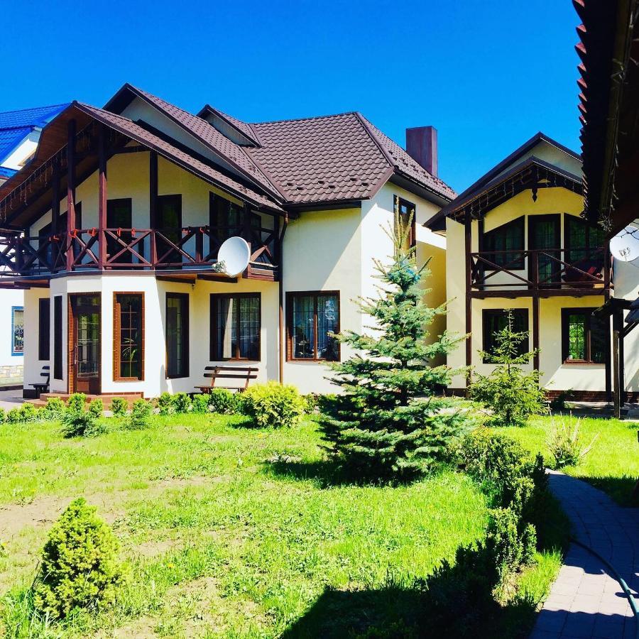 Котетж У Вілла Діола Kosiv Exterior foto